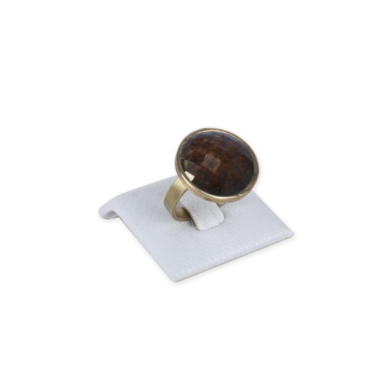 handmade brass ring with brown resin stone, xeiropoihto daxtylidi me kafe petra ritinis, kontis jewellery, sunny designs, athens designs, athina, mosxato