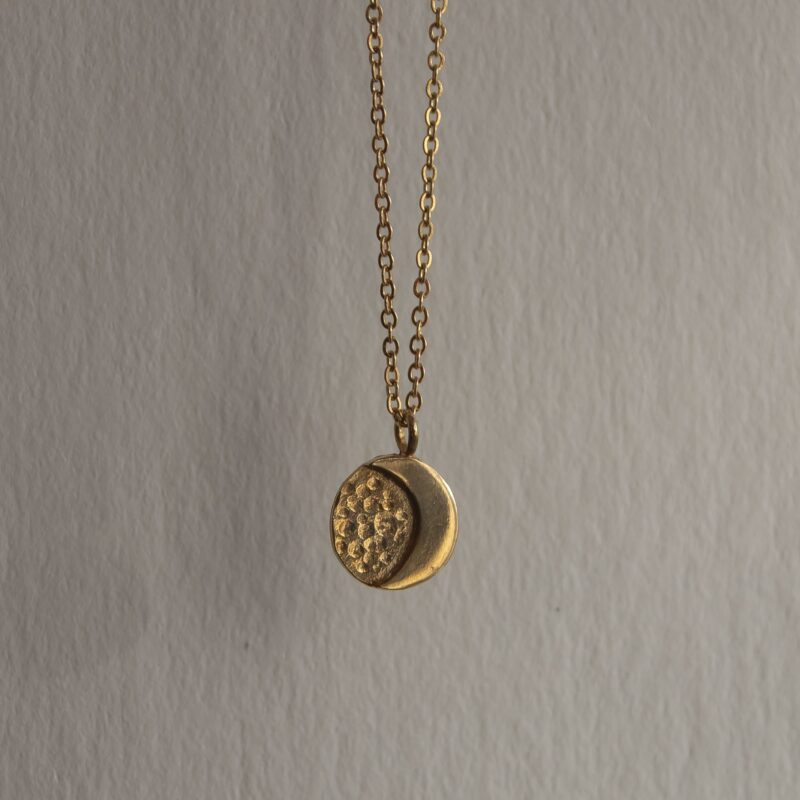 small moon necklace, 24k goldplated sunny designs handmade necklace, κολιε φεγγάρι 24 επιχρυσωμα ελληνικης κατασκευης χειροποίητο κοσμημα