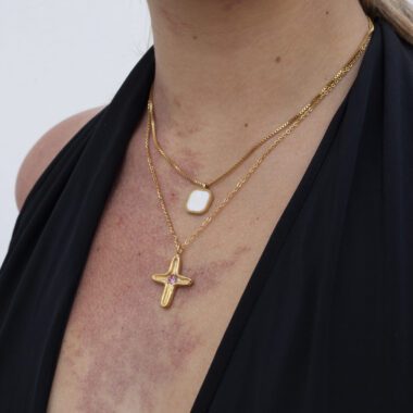 Maria’s Cross necklace with purple stone, handmade artisan pendant in 24k gold plated brass on durable stainless steel chain, symbolic spiritual jewelry, boho cross necklace, unique handmade small business accessory by Sunny Designs Κολιέ Maria’s Cross με μωβ πέτρα, χειροποίητο μενταγιόν σταυρού από ορείχαλκο επιχρυσωμένο 24 καράτια σε ατσάλινη αλυσίδα, πνευματικό κόσμημα, boho χειροποίητο αξεσουάρ, μοναδικό κόσμημα μικρής επιχείρησης Sunny Designs