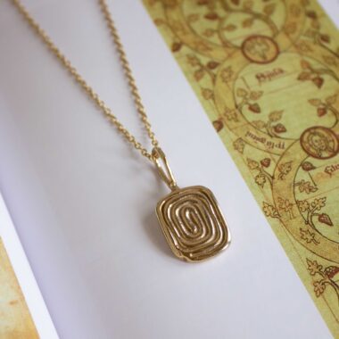 Square Spiral necklace | Sunny Designs
