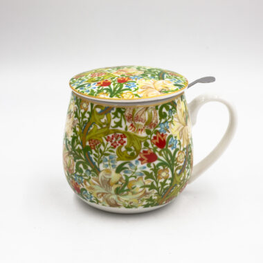 "A porcelain mug with a flower pattern designed by William Morris, featuring a tea filter and lid, with a capacity of 430ml.""Κούπα από πορσελάνη με μοτίβο λουλουδιών σχεδιασμένο από τον William Morris, με φίλτρο τσαγιού και καπάκι, χωρητικότητας 430ml."
