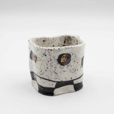 Handmade surreal ceramic mug with a chess floor design and celestial motifs of sun and moon, creating a dreamlike and enchanting visual. Χειροποίητο ρεαλιστικό κεραμικό κύπελλο με σχέδιο σκακιέρας και θεϊκά μοτίβα ήλιου και σελήνης, δημιουργώντας ένα ονειρικό και μαγικό οπτικό αποτέλεσμα.