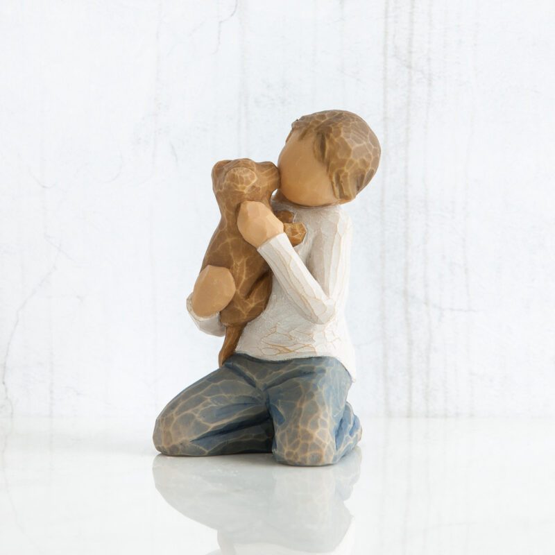 This piece is available in both DARKER and LIGHTER (shown) skin tones and hair color. Child figures work well in Family Groupings. Position two (or three or more) figures so that they appear to be interacting, turned toward one another, touching. Like families do. Product Details 3”h hand-painted resin figure figure of kneeling boy in cream shirt and blue jeans, holding golden dog in his arms Packaging box includes enclosure card for gift-giving Dust with soft cloth or soft brush. Avoid water or cleaning solvents, kindness boy, δωρο για οικογένεια, μέροσ οικογενειακού δέντρου με τις φιγούρες willow φτιάξε την οικογένεια σου,