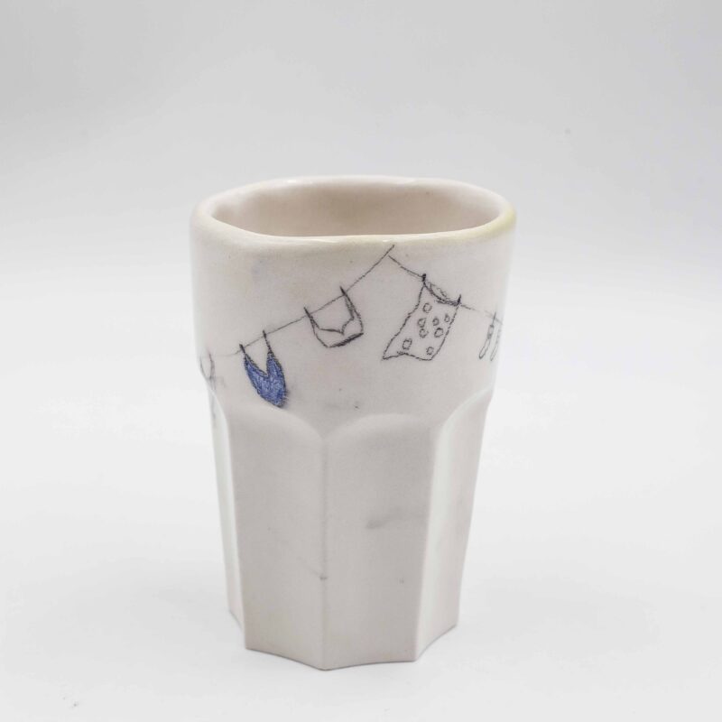 Handmade ceramic mug painted with a pencil, featuring summer-themed designs such as bikinis, shells, wine, and fruits. This vibrant and artistic mug adds a touch of summer fun and relaxation to your drinkware collection, perfect for enjoying your favorite beverages. Χειροποίητη κεραμική κούπα ζωγραφισμένη με μολύβι, με καλοκαιρινά σχέδια όπως μαγιό, κοχύλια, κρασί και φρούτα. Αυτή η ζωντανή και καλλιτεχνική κούπα προσθέτει μια πινελιά καλοκαιρινής διασκέδασης και χαλάρωσης στη συλλογή σας από ποτήρια, ιδανική για να απολαύσετε τα αγαπημένα σας ποτά.