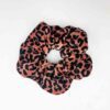 Handmade scrunchies with unique patterns and textures, made by a skilled tailor. These custom scrunchies feature floral prints, polka dots, and solid colors, crafted from high-quality fabrics like soft velvet, breathable cotton, and smooth satin. Perfect for adding a stylish and comfortable touch to any hairstyle or outfit. Ideal for fashion lovers who appreciate handmade accessories. Χειροποίητα scrunchies με μοναδικά σχέδια και υφές, φτιαγμένα από ταλαντούχο ράφτη. Αυτά τα χειροποίητα λαστιχάκια μαλλιών διαθέτουν λουλουδάτα μοτίβα, πουά και μονόχρωμα σχέδια, από υφάσματα υψηλής ποιότητας όπως μαλακό βελούδο, βαμβάκι και σατέν. Ιδανικά για να προσθέσουν στυλ και άνεση σε κάθε χτένισμα ή εμφάνιση. Ιδανική επιλογή για όσους αγαπούν τα χειροποίητα αξεσουάρ μόδας.