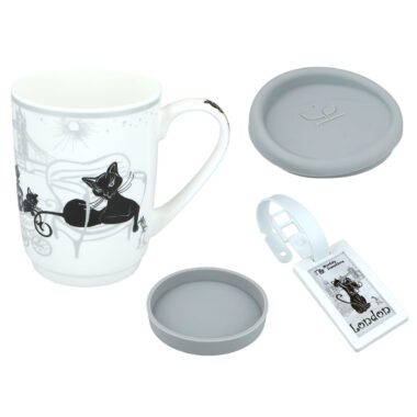 375ml porcelain travel mug from the Crazy Cats collection by Carmani, featuring whimsical cat artwork. This stylish and functional mug is perfect for coffee or tea on the go and makes a delightful gift for cat lovers. travel mug, porcelain mug, 375ml mug, Crazy Cats collection, Carmani mug, cat-themed mug, gift for cat lovers, stylish travel mug, unique gift, home and kitchen, insulated mug, artistic design Κούπα ταξιδιού 375ml από πορσελάνη της συλλογής Crazy Cats της Carmani, με χιουμοριστική τέχνη γάτας. Αυτή η κομψή και λειτουργική κούπα είναι ιδανική για καφέ ή τσάι εν κινήσει και αποτελεί μια χαρούμενη επιλογή δώρου για λάτρεις των γατών. κούπα ταξιδιού, πορσελάνη, κούπα 375ml, συλλογή Crazy Cats, κούπα Carmani, κούπα με θέμα γάτας, δώρο για λάτρεις των γατών, κομψή κούπα ταξιδιού, μοναδικό δώρο, είδη σπιτιού, κούπα με μόνωση, καλλιτεχνικός σχεδιασμός