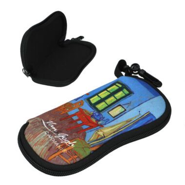 Glasses case featuring Vincent van Gogh's artwork 