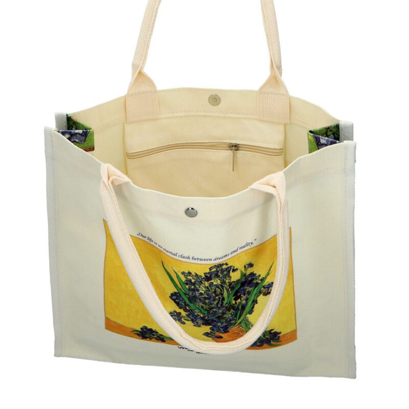 "Linen bag featuring Vincent van Gogh's Irises artwork by Carmani. Vincent van Gogh, Irises, linen bag, art-inspired bag, van Gogh gift, stylish tote, eco-friendly bag, unique design, functional art, gift for art lovers. Τσάντα λινάτσα με έργο του Βίνσεντ βαν Γκογκ, Ίριδες, από την Carmani. Βίνσεντ βαν Γκογκ, Ίριδες, τσάντα λινάτσα, τσάντα εμπνευσμένη από τέχνη, δώρο βαν Γκογκ, στυλάτη τσάντα, οικολογική τσάντα, μοναδικός σχεδιασμός, λειτουργική τέχνη, δώρο για λάτρεις της τέχνης.