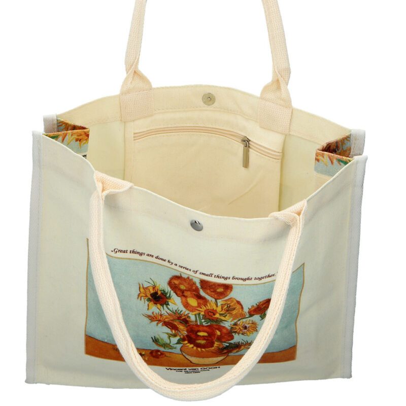 "Linen bag featuring Vincent van Gogh's Sunflowers artwork by Carmani. Vincent van Gogh, Sunflowers, linen bag, art-inspired bag, van Gogh gift, stylish tote, eco-friendly bag, unique design, functional art, gift for art lovers. Τσάντα λινάτσα με έργο του Βίνσεντ βαν Γκογκ, Ηλιοτρόπια, από την Carmani. Βίνσεντ βαν Γκογκ, Ηλιοτρόπια, τσάντα λινάτσα, τσάντα εμπνευσμένη από τέχνη, δώρο βαν Γκογκ, στυλάτη τσάντα, οικολογική τσάντα, μοναδικός σχεδιασμός, λειτουργική τέχνη, δώρο για λάτρεις της τέχνης.