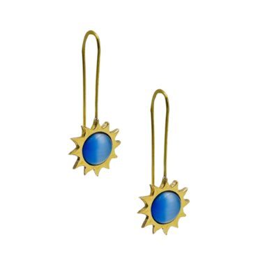 Handmade brass sun earrings featuring light blue cat eye stones, crafted by Sunny Designs. These eye-catching earrings are perfect for adding a unique touch to any outfit and make a thoughtful gift for women. sun earrings, cat eye earrings, light blue earrings, handmade brass jewelry, Sunny Designs earrings, unique gift, stylish earrings, women’s jewelry, artisan earrings, elegant earrings Χειροποίητα σκουλαρίκια ήλιου από μπρούντζο με φωτεινές μπλε πέτρες ματιού της γάτας, φτιαγμένα από τη Sunny Designs. Αυτά τα εντυπωσιακά σκουλαρίκια είναι ιδανικά για να προσθέσουν μια μοναδική αίσθηση σε κάθε ντύσιμο και αποτελούν μια σκέψη για ένα δώρο για γυναίκες. σκουλαρίκια ήλιου, σκουλαρίκια ματιού γάτας, φωτεινά μπλε σκουλαρίκια, χειροποίητο κόσμημα από μπρούντζο, σκουλαρίκια Sunny Designs, μοναδικό δώρο, κομψά σκουλαρίκια, γυναικείο κόσμημα, κοσμήματα τέχνης, κομψά σκουλαρίκια