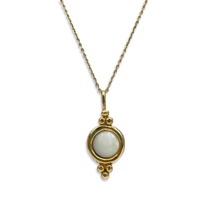 Handmade 24k gold-plated brass Harmony necklace featuring a beautiful mother of pearl stone, with a 48cm stainless steel chain. A stunning and unique piece perfect for women and a meaningful gift from Sunny Designs. mother of pearl necklace, Harmony necklace, gold-plated brass jewelry, 24k gold-plated necklace, handmade necklace, stainless steel chain, women’s jewelry, unique gift, stylish necklace, gemstone necklace Χειροποίητο κολιέ Harmony από επιχρυσωμένο ορείχαλκο 24 καρατίων με υπέροχη πέτρα φίλντισι, με αλυσίδα 48cm από ανοξείδωτο ατσάλι. Ένα μοναδικό και κομψό κόσμημα ιδανικό για γυναίκες και ένα ιδιαίτερο δώρο από τη Sunny Designs. κολιέ φίλντισι, κολιέ Harmony, κόσμημα από επιχρυσωμένο ορείχαλκο, κολιέ επιχρυσωμένο 24 καρατίων, χειροποίητο κολιέ, αλυσίδα ανοξείδωτου ατσαλιού, γυναικείο κόσμημα, μοναδικό δώρο, κομψό κολιέ, κολιέ με πολύτιμους λίθους