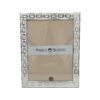 κορνιζα, φωτογραφοθήκη, White Photo Frame with Silver Chain A chic and elegant photo frame with a white finish and silver chain accents. This stylish frame adds a modern touch to any room while showcasing your cherished memories. Perfect for both home decor and office spaces, this frame blends seamlessly into various interior styles. White photo frame, silver chain frame, elegant picture frame, modern photo frame, stylish frame for photos, decorative frame for home, premium frame for artwork, contemporary picture frame, versatile frame for memories, gifts for home, Christmas gifts for home decor. Λευκό Πλαίσιο Φωτογραφίας με Ασημί Αλυσίδα Ένα κομψό και εκλεπτυσμένο πλαίσιο φωτογραφίας με λευκή επιφάνεια και ασημί αλυσίδα. Αυτό το στιλάτο πλαίσιο προσθέτει μια σύγχρονη πινελιά σε κάθε δωμάτιο, ενώ παρουσιάζει τις αγαπημένες σας αναμνήσεις. Ιδανικό για διακόσμηση σπιτιού και γραφείων, το πλαίσιο αυτό συνδυάζεται άψογα με διάφορους τύπους εσωτερικών χώρων. Λευκό πλαίσιο φωτογραφίας, πλαίσιο ασημί αλυσίδα, κομψό πλαίσιο φωτογραφίας, σύγχρονο πλαίσιο φωτογραφιών, στιλάτο πλαίσιο για φωτογραφίες, διακοσμητικό πλαίσιο για το σπίτι, ποιοτικό πλαίσιο για έργα τέχνης, σύγχρονο πλαίσιο για φωτογραφίες, ευέλικτο πλαίσιο για αναμνήσεις, δώρα για το σπίτι, Χριστουγεννιάτικα δώρα για διακόσμηση σπιτιού.