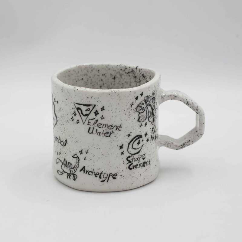 Handmade ceramic mug featuring the Scorpio zodiac sign, adorned with intricate details about Scorpios, including their favorite flower (chrysanthemum), element (water), and signature traits. Ideal for astrology lovers seeking a unique, personalized drinking experience. Χειροποίητη κεραμική κούπα με το ζώδιο του Σκορπιού, διακοσμημένη με λεπτομέρειες για το ζώδιο, όπως το αγαπημένο τους λουλούδι , το στοιχείο τους (νερό) και τα χαρακτηριστικά τους. Ιδανική για τους λάτρεις της αστρολογίας που αναζητούν μια μοναδική, προσωπική εμπειρία ροφήματος.