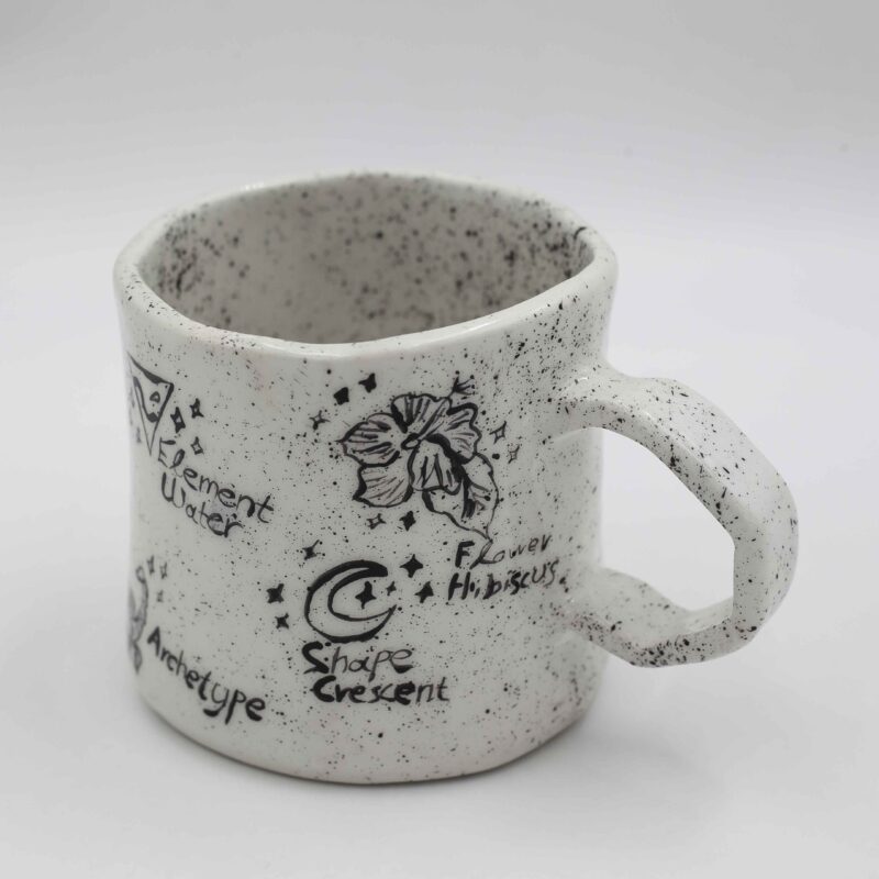 Handmade ceramic mug featuring the Scorpio zodiac sign, adorned with intricate details about Scorpios, including their favorite flower (chrysanthemum), element (water), and signature traits. Ideal for astrology lovers seeking a unique, personalized drinking experience. Χειροποίητη κεραμική κούπα με το ζώδιο του Σκορπιού, διακοσμημένη με λεπτομέρειες για το ζώδιο, όπως το αγαπημένο τους λουλούδι , το στοιχείο τους (νερό) και τα χαρακτηριστικά τους. Ιδανική για τους λάτρεις της αστρολογίας που αναζητούν μια μοναδική, προσωπική εμπειρία ροφήματος.