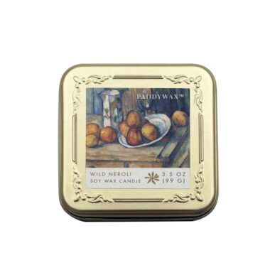 Elegant tin box candle featuring a renowned artwork, filled with a captivating fragrance. Perfect for art lovers, candle enthusiasts, and home decor. Κομψό μεταλλικό κουτί κεριού με διάσημο έργο τέχνης, γεμάτο με μαγευτικό άρωμα. Ιδανικό για λάτρεις της τέχνης, των κεριών και της οικιακής διακόσμησης.