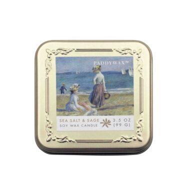 Elegant tin box candle featuring a renowned artwork, filled with a captivating fragrance. Perfect for art lovers, candle enthusiasts, and home decor. Κομψό μεταλλικό κουτί κεριού με διάσημο έργο τέχνης, γεμάτο με μαγευτικό άρωμα. Ιδανικό για λάτρεις της τέχνης, των κεριών και της οικιακής διακόσμησης.