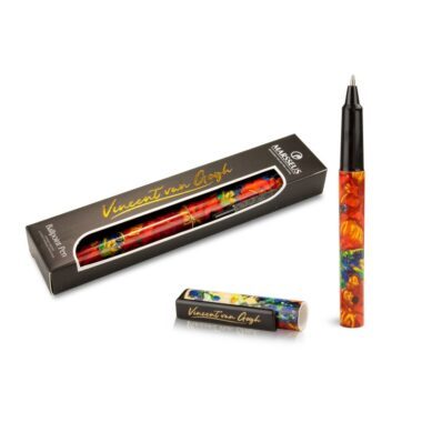 Vincent van Gogh pen, Poppies ballpoint pen, elegant writing instrument, art-inspired pen, decorative gift pen, Van Gogh gift pen, artistic stationery, The Poppies ballpoint pen, inspired by Vincent van Gogh's iconic work, combines practicality and elegance, packaged in a decorative gift box. Greek: στυλό Vincent van Gogh, στυλό Poppies, κομψό στυλό διαρκείας, στυλό εμπνευσμένο από την τέχνη, διακοσμητικό στυλό δώρου, δώρο Van Gogh, καλλιτεχνική γραφική ύλη, Το στυλό Poppies, εμπνευσμένο από το εμβληματικό έργο του Vincent van Gogh, συνδυάζει πρακτικότητα και κομψότητα, σε συσκευασία διακοσμητικού κουτιού δώρου.