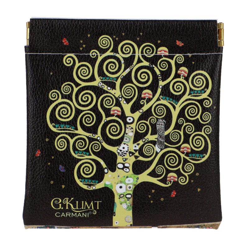 Charming jewelry pouch/organizer featuring Gustav Klimt's "Tree of Life" design by Carmani. Measuring 12x12.5 cm, this elegant accessory is perfect for storing jewelry and small items inside your bag. A beautiful combination of practicality and art, ideal for travel or as a gift for art lovers. jewelry pouch, Tree of Life organizer, Klimt pouch, Carmani bag, small storage bag, travel accessory, compact jewelry bag, art-inspired organizer, stylish pouch, decorative organizer, gift for art lovers, elegant storage solution.Γοητευτικό πουγκί/οργανωτής κοσμημάτων με το σχέδιο "Δέντρο της Ζωής" του Γκούσταφ Κλιμτ από την Carmani. Με διαστάσεις 12x12.5 εκ., αυτό το κομψό αξεσουάρ είναι ιδανικό για την αποθήκευση κοσμημάτων και μικρών αντικειμένων μέσα στην τσάντα σας. Μια όμορφη συνδυασμένη πρακτικότητα και τέχνη, ιδανικό για ταξίδια ή ως δώρο για τους λάτρεις της τέχνης. πουγκί κοσμημάτων, οργανωτής Δέντρο της Ζωής, πουγκί Κλιμτ, Carmani τσάντα, μικρή αποθηκευτική τσάντα, αξεσουάρ ταξιδιού, συμπαγής τσάντα κοσμημάτων, οργανωτής εμπνευσμένος από την τέχνη, κομψό πουγκί, διακοσμητικός οργανωτής, δώρο για λάτρεις της τέχνης, κομψή αποθήκευση.