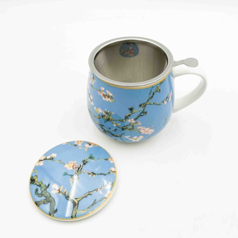 Elegant porcelain mugs featuring famous paintings, including Van Gogh’s Almond Blossom, Klimt’s The Kiss, and other iconic artworks. These beautifully crafted mugs are perfect for art lovers, combining timeless art with functionality. Each mug showcases a famous masterpiece, making it a unique gift for those who appreciate fine art. The durable porcelain ensures long-lasting use, and the artistic designs bring a touch of culture to your tea time.