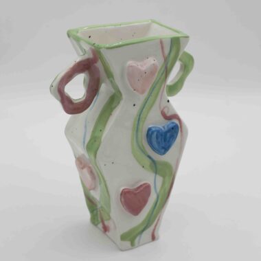 beautiful ceramic vase with lines and hearts and colors. Κεραμικό βάζο με καρδιές και γραμμές και παλ χρώματα.