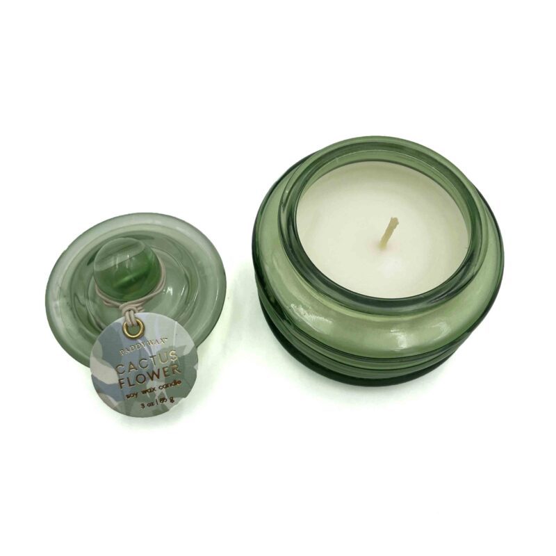 Paddywax Beams small soy wax candle in a stylish jar with an amazing scent. A high-quality scented candle for a cozy atmosphere, perfect for home decor and gifts. Eco-friendly, reusable jar with a long-lasting fragrance." Greek: "Μικρό κερί σόγιας Paddywax Beams σε κομψό βαζάκι με υπέροχο άρωμα. Αρωματικό κερί υψηλής ποιότητας για ζεστή ατμόσφαιρα, ιδανικό για διακόσμηση σπιτιού και δώρο. Φιλικό προς το περιβάλλον, με επαναχρησιμοποιούμενο βαζάκι και μακράς διάρκειας άρωμα.