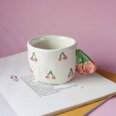 handmade ceramic mug with 3d tangerines, watermelons,strawberries,lemons,cherries and bananas. χειροποίητες κεραμικές κούπες με 3d φρούτα όπως τα κεράσια τις μπανάνες τα μανταρίνια τα καρπούζια τα λεμόνια και τις φράουλες.