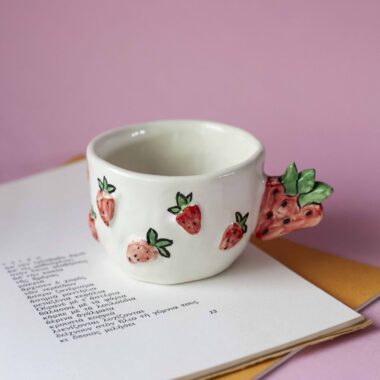 handmade ceramic mug with 3d tangerines, watermelons,strawberries,lemons,cherries and bananas. χειροποίητες κεραμικές κούπες με 3d φρούτα όπως τα κεράσια τις μπανάνες τα μανταρίνια τα καρπούζια τα λεμόνια και τις φράουλες.