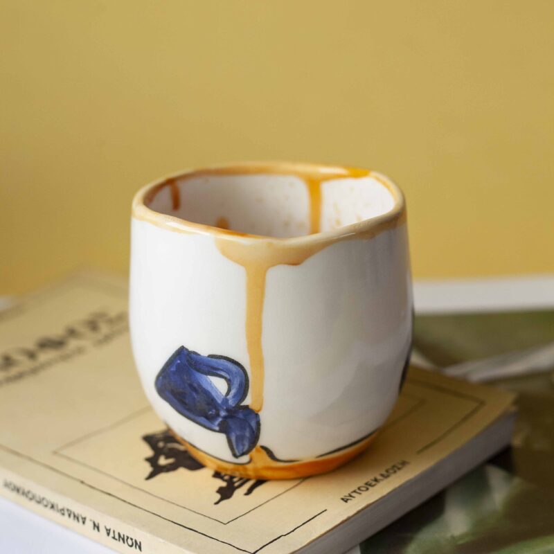 ceramic cup with jugs. handmade and handpainted. perfect for ice coffee, juice and even water. Κεραμικό ποτήρι με ζωγραφισμένες κανάτες. Ιδανικό για παγωμένο καφέ, χυμό ακομα και νερό.