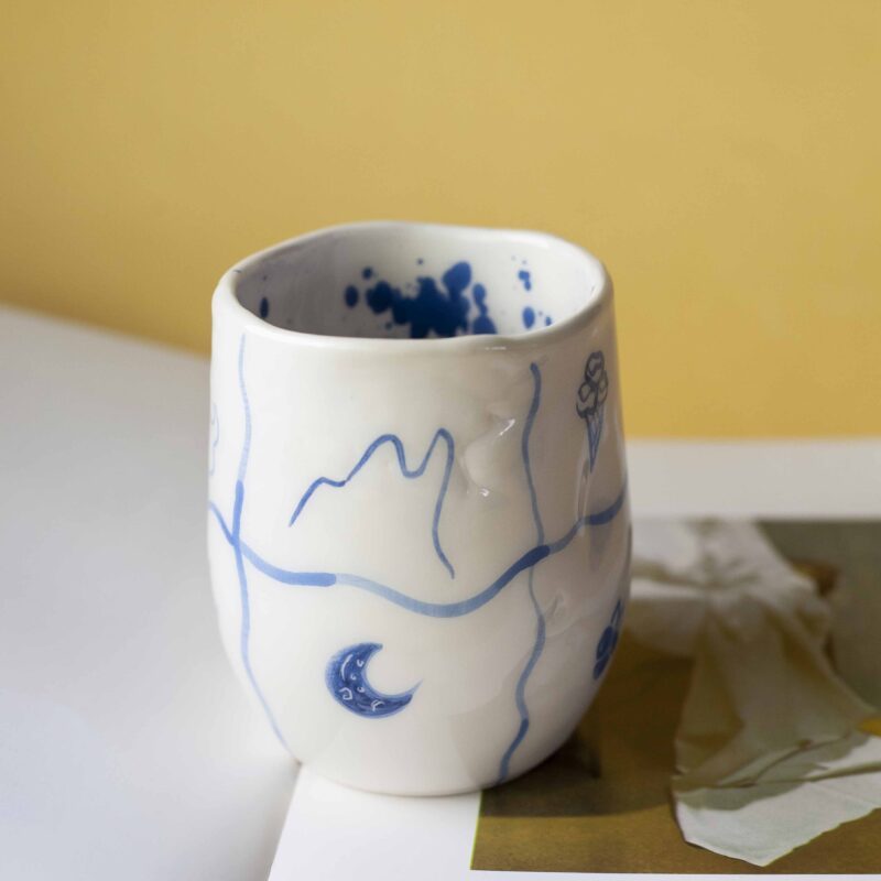 ceramic cup with summer vibes. handmade and handpainted. perfect for ice coffee, juice and even water. Κεραμικό ποτήρι με ζωγραφισμένα vibes του καλοκαιριού. Ιδανικό για παγωμένο καφέ, χυμό ακομα και νερό.