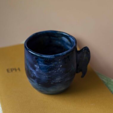 Ultra summer handmade ceramic mug. painted blue like the ocean and carved boat. perfect for capuccino, turkish coffee and espresso. Πολύ καλοκαιρινές κούπες με χαραγμένo καραβάκι πάνω. Τέλεια για καπουτσίνο, εσπρέσο, ελληνικό και τσάι.