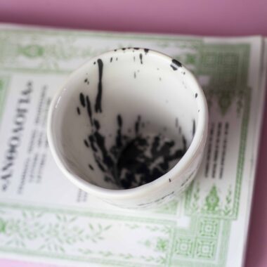 handmade ceramic cup with fuck quotes. χειροποίητο κεραμικό ποτήρι με φράση σχετικά με τα νεύρα.