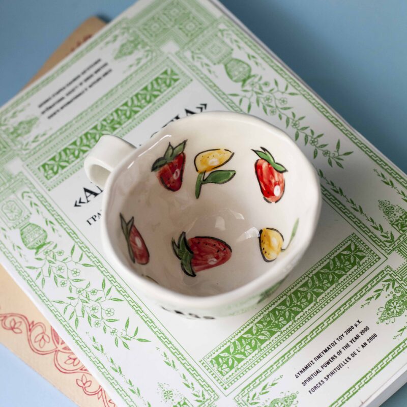 mug give less fucks with tangerines. κεραμική κούπα με μανταρίνια και επικό στίχο .