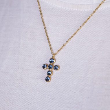 Heavenly Cross necklace with blue Swarovski stone, handmade artisan pendant in 24k gold plated brass on durable stainless steel chain, symbolic spiritual jewelry, boho cross necklace, unique handmade small business accessory by Sunny Designs Κολιέ Heavenly Cross με μπλε πέτρα Swarovski, χειροποίητο μενταγιόν σταυρού από ορείχαλκο επιχρυσωμένο 24 καράτια σε ατσάλινη αλυσίδα, πνευματικό κόσμημα, boho χειροποίητο αξεσουάρ, μοναδικό κόσμημα μικρής επιχείρησης Sunny Designs