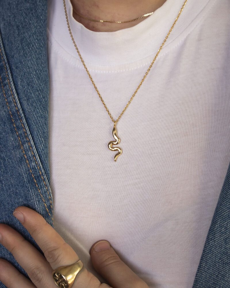 Small Snake necklace | Sunny Designs - Image 4