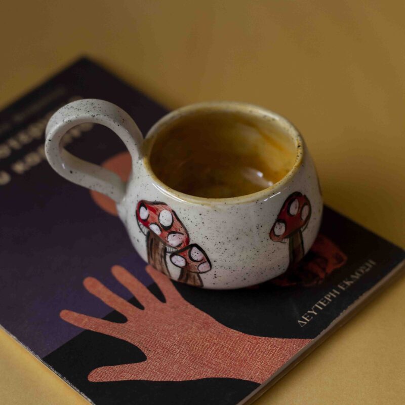 small espresso cup. In fall and Halloween Vibes. perfect for espresso. μικρό εσπρέσσο φλιτζανάκι σε Χαλογουιν και φθινοπωρινά vibes.