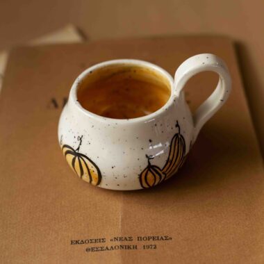 small espresso cup. In fall and Halloween Vibes. perfect for espresso. μικρό εσπρέσσο φλιτζανάκι σε Χαλογουιν και φθινοπωρινά vibes.