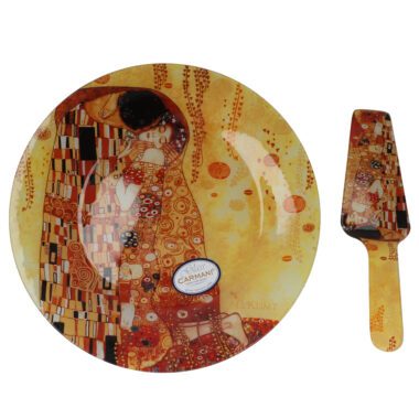 This elegant dessert plate set by CARMANI is inspired by Gustav Klimt’s iconic masterpiece The Kiss. Made from high-quality porcelain, it features luxurious golden tones and artistic detail, making it perfect for both serving and display. Includes a matching dessert spatula. A refined gift for art lovers and a stunning addition to any home.