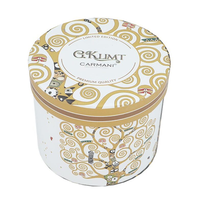 Start your day with a touch of art using this Camio mug from CARMANI, featuring Gustav Klimt’s iconic painting Tree of Life on a white background. Made from high-quality porcelain, it combines elegance, durability, and a detailed artistic print. Perfect for coffee, tea, or as a collectible item for art enthusiasts.