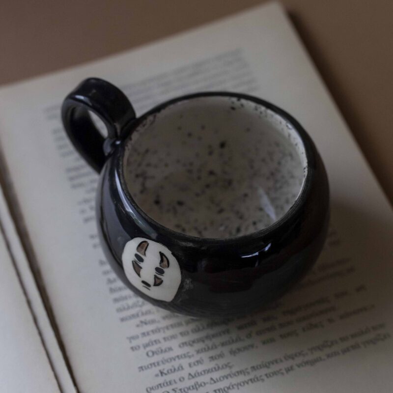 An amazing handmade ceramic mug with the faceless character. Good for espresso and turkish coffee. Χειροποίητη κεραμική κούπα με τον αγαπημένο απρόσωπο . Κατάλληλη για ελληνικό και εσπρέσο.