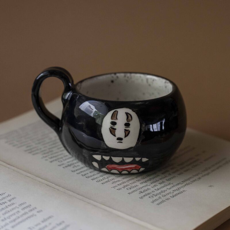 An amazing handmade ceramic mug with the faceless character. Good for espresso and turkish coffee. Χειροποίητη κεραμική κούπα με τον αγαπημένο απρόσωπο . Κατάλληλη για ελληνικό και εσπρέσο.