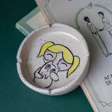 Bubbles with Cat Ashtray - Mugaki