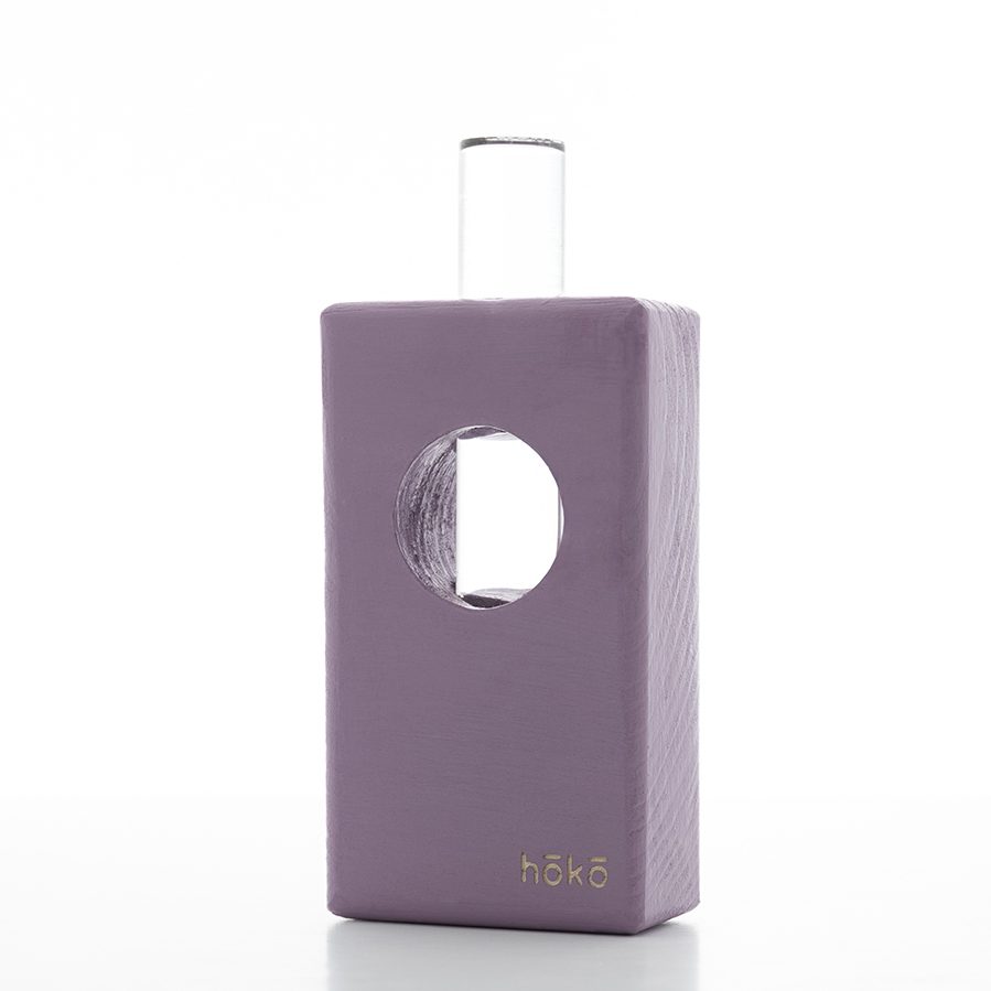 Ψηλό λιλά χειροποίητο ξύλινο βαζάκι με δοκιμαστικό σωλήνα για νερό. handmade wooden lilac vase. perfect for root raising. It has a glass cylinder for water.