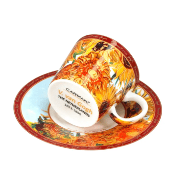 Πορσελάνινο φλιτζάνι espresso με πιατάκι Sunflowers του Van Gogh σε συσκευασία δώρου – CARMANI.Χωρητικότητα: 100 ml Διάμετρος πιατακίου: 13 cm Υλικό: Πορσελάνη Συσκευασία: Συσκευασία δώρου