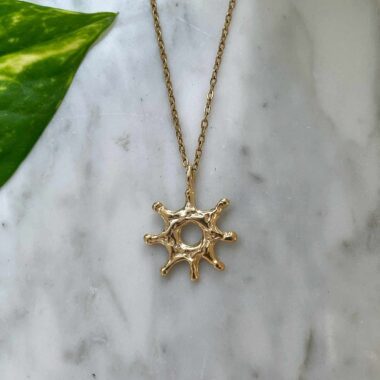 ορειχαλκοσ επιχρυσωμενος , ατσαλι αλυσιδα, χρυσό κολιε με Ηλιο χειροποιητο με ρευστη μορφη κεριου,