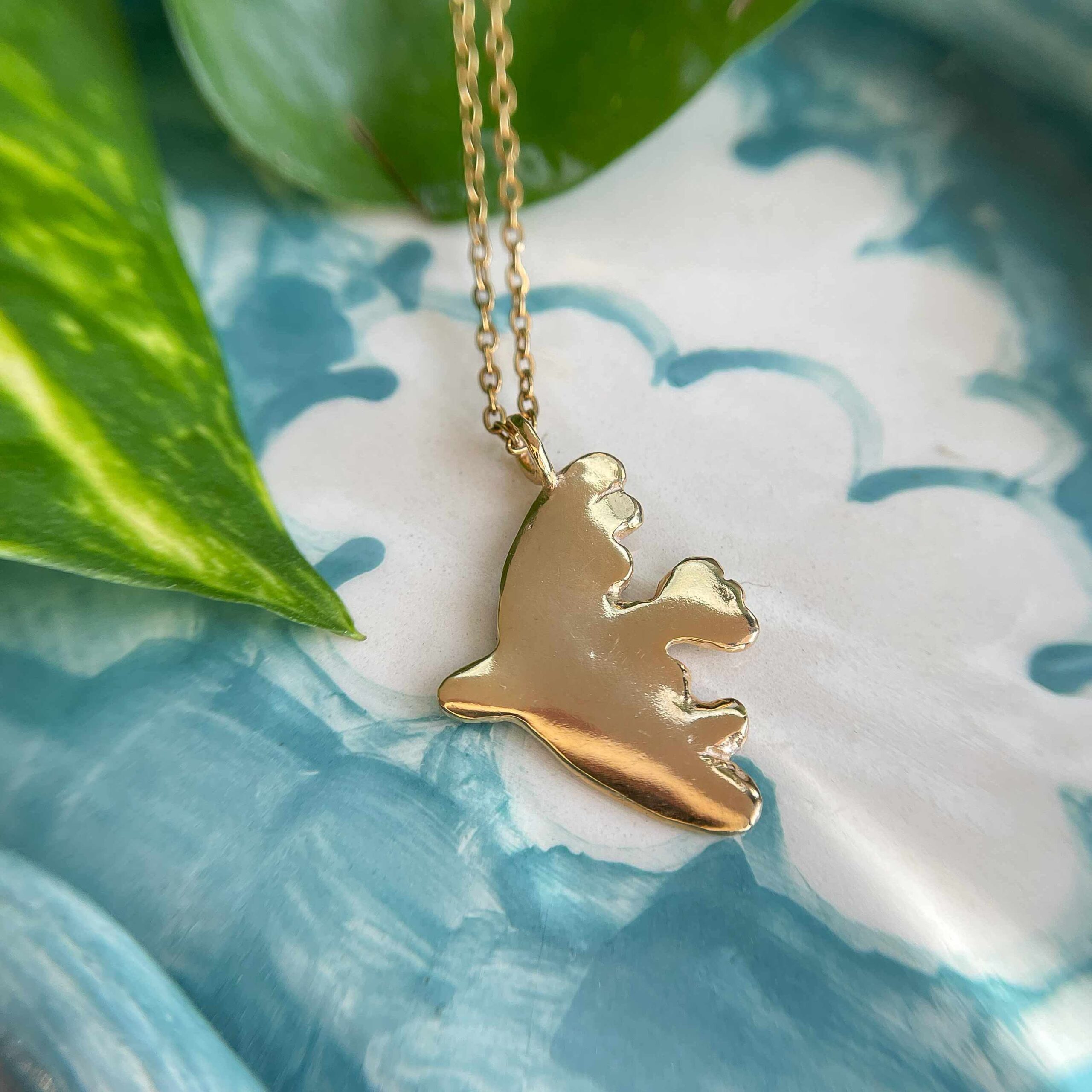 ορειχαλκοσ επιχρυσωμενος , ατσαλι αλυσίδα, Κολιέ με πουλί , κολιε με χελιδόνη , κολιέ με πουλί της ανοιξης, κολιέ με σχέδιο πουλι φασιανός, χειροποιητο κολιέ σε χρυσο χρωμα