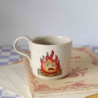 Handmade ceramic mugs with Calcifer design, beige speckled clay, small and large sizes, hand-painted fire character GR: Χειροποίητες κεραμικές κούπες με τον Calcifer, μπεζ πηλός με σαμότ, μικρά και μεγάλο μέγεθος