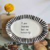 oval plate, ceramic plate, message plate, quote plate, handmade plate, pottery plate, serving plate, decorative plate, unique plate, home decor, gift idea, modern ceramic, κεραμικο πιατο, διακοσμητικο, χειροποιητο