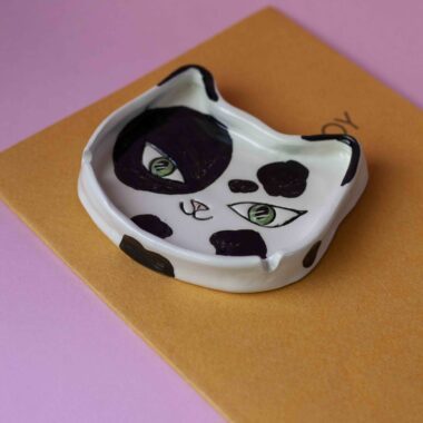 Alternative view of Handmade Tuxedo Cat Ashtray - Mugaki