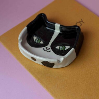 Alternative view of Handmade Tuxedo Cat Ashtray - Mugaki