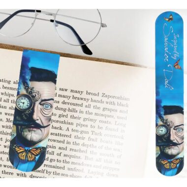 Magnetic bookmark featuring Salvador Dalí artwork with glossy protective film – CARMANI